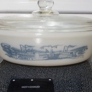 Midcentury Currier and Ives design Glasbak 3cup baking dish with lid
